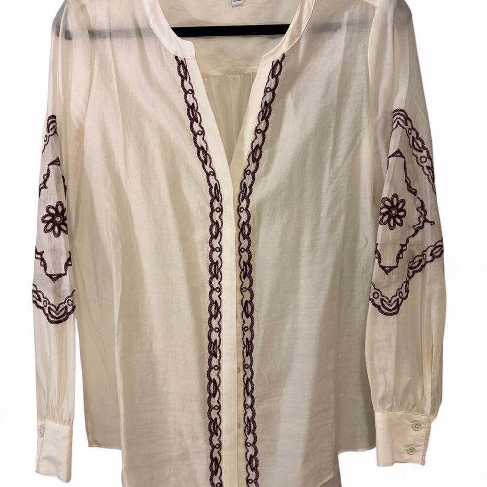 Chicos embroidered blouse size 4